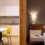 Alipa With Jacuzzi Apartamento