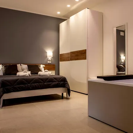 Alipa With Jacuzzi Apartment Monopoli