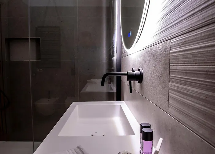 Апартаменты Alipa With Jacuzzi