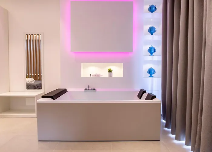 Alipa With Jacuzzi Апартаменты